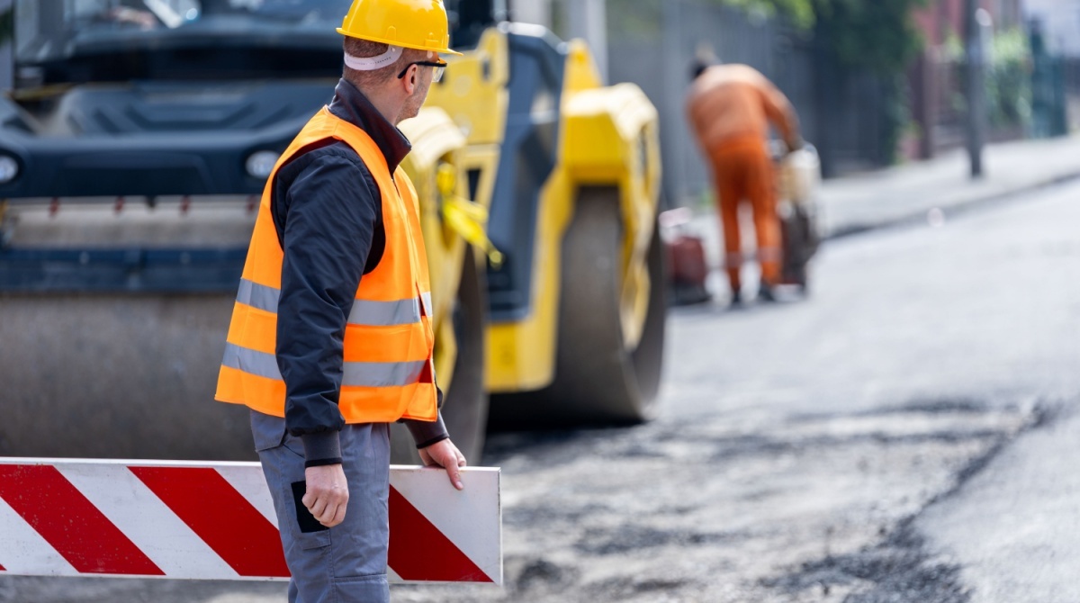 25 Projects Granted Awards in Illinois